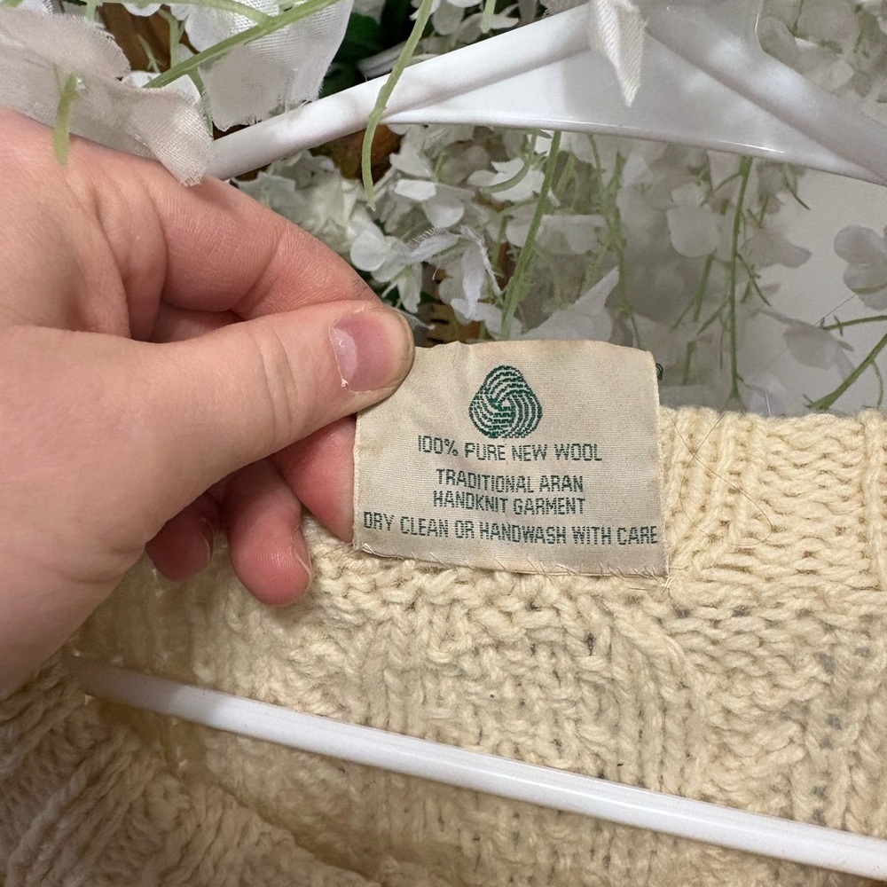 Blarney Woollen Mills Cream Cable-Knit 100% Pure Wool Button Front Cardigan - Picture 6 of 8